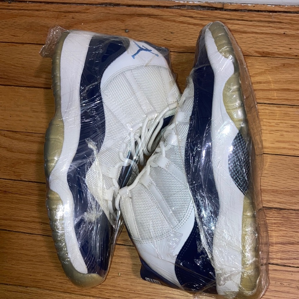 Air Jordan Retro 11 White Navy